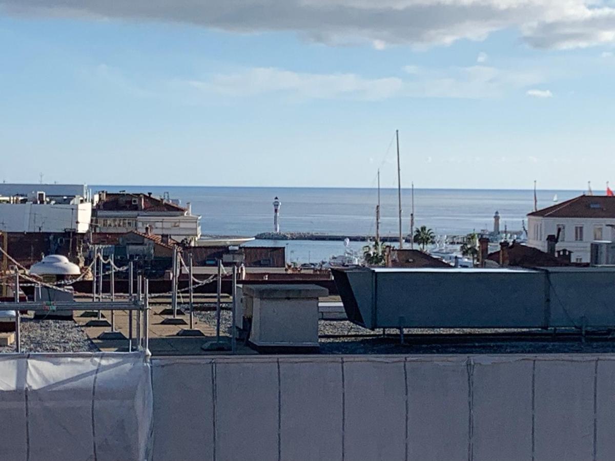 A 2 Pas De La Croisette Apartment Cannes Exterior photo